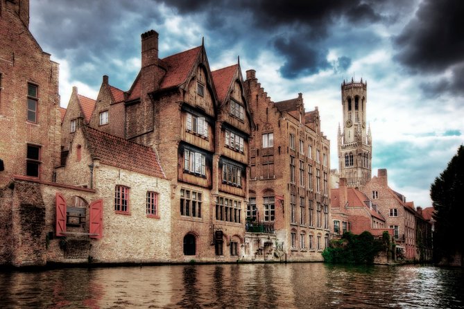 Historical Walking Tour: Legends of Bruges - The Guide’s Role in Enhancing the Experience