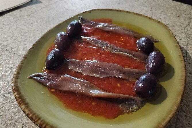 History and culture with tapas dinner - Accessibility and Suitability for Different Travelers