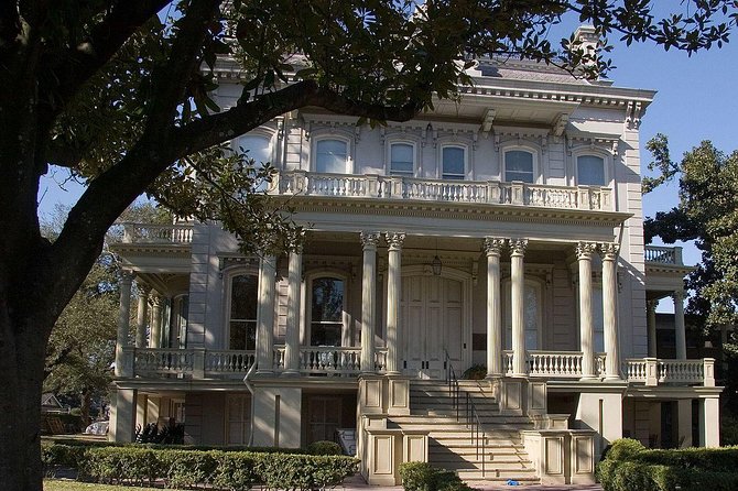 History of New Orleans Private Driving & Walking Tour - Personalised Narration and Local Expertise