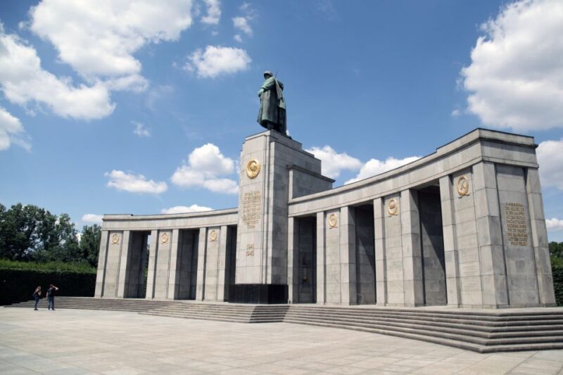 Hitlers Germany: Berlin During the Third Reich & WWII - Memorials for Victims and the 1933 Politicians’ Arrests