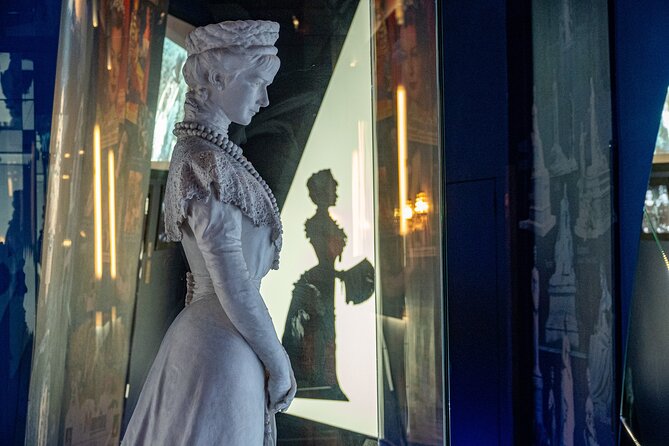 Hofburg Imperial Palace and Sisi Museum Skip the line tour - Starting Point at Albertinapl. 1 in Vienna