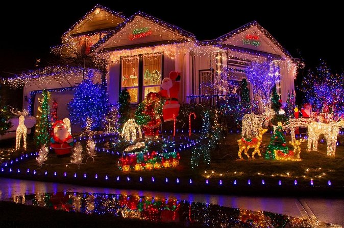 Holiday Lights Golf Cart Ride in Downtown St. Petersburg - Enjoying Christmas Jingles and Local Holiday Stories