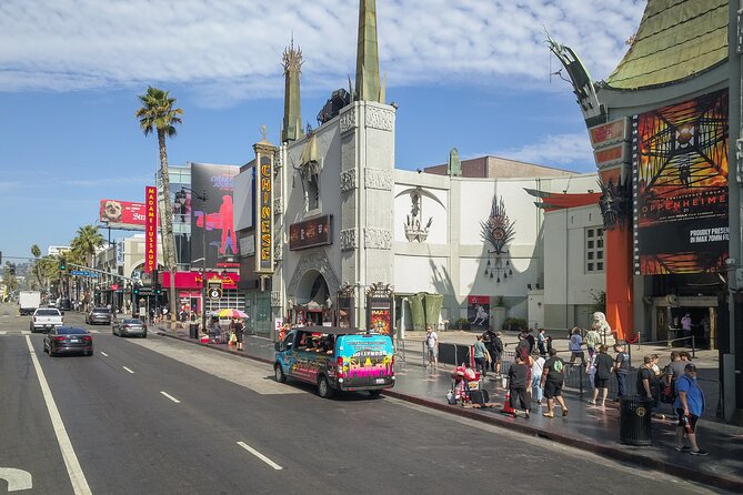 Hollywood, Beverly Hills & Celebrity Homes Tour by Open Air Bus - Beverly Hills and the Iconic Beverly Hills Hotel