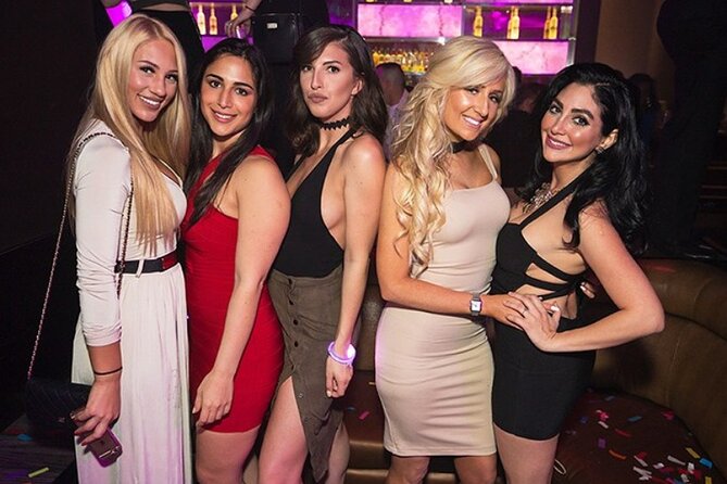Hollywood Club Crawl in Los Angeles - Key Points