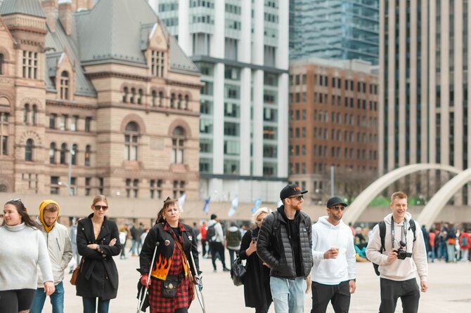 Hollywood Experience Tour in Toronto: Private Tour - The Fairmont Royal York: A Historic Hotel in Film