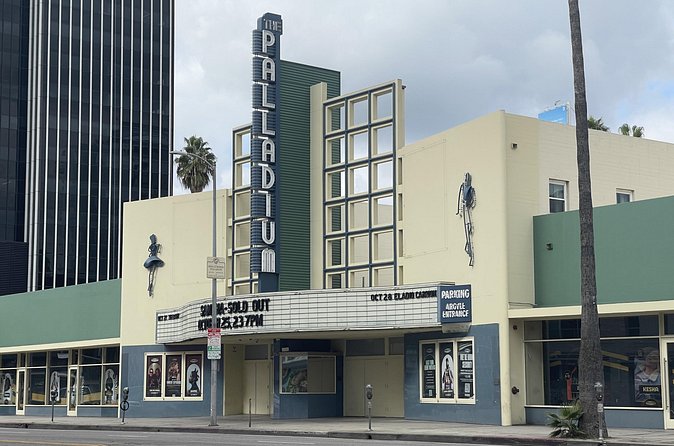 Hollywood History Walking Tour - Grauman’s Chinese Theatre and the Forecourt of the Stars