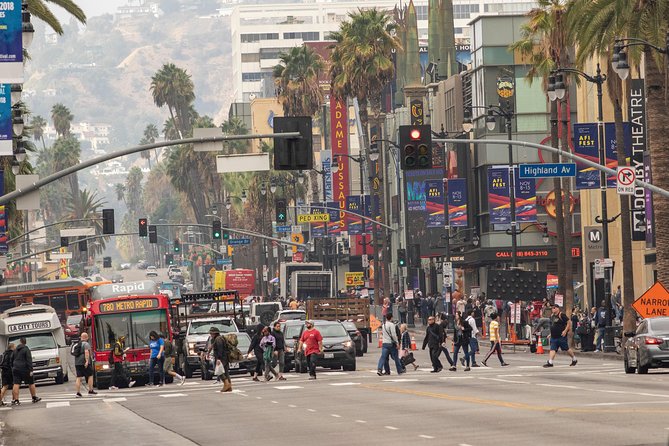 Hollywood Open Bus Tours - Onboard Guide: Expertise and Entertainment