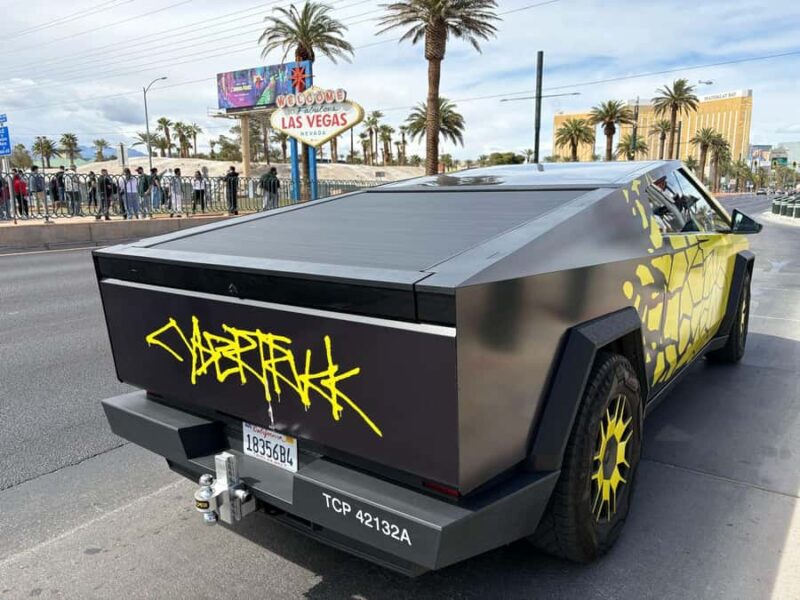 Hollywood Sign Tesla X, Spyder or Cybertruck Tour 2h-2 stops - Practical Tips and Additional Information