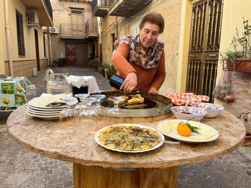 Home Restaurant in the province of Agrigento - The Meal: From Antipasto to Dessert