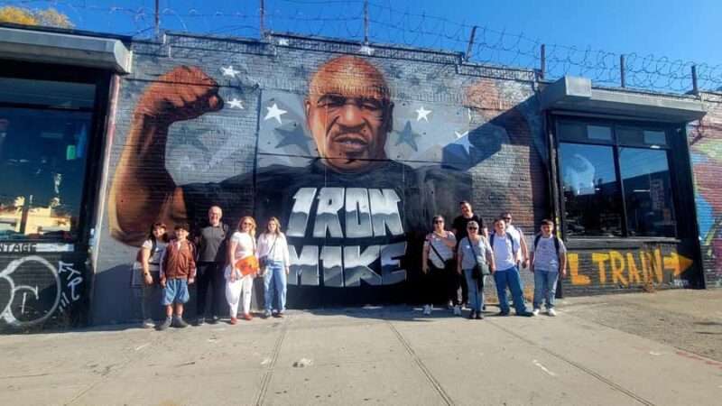 Home visit in Brooklyn & tour of the Bushwick Collective street art - Exploring the Bushwick Collective’s Murals and Artworks