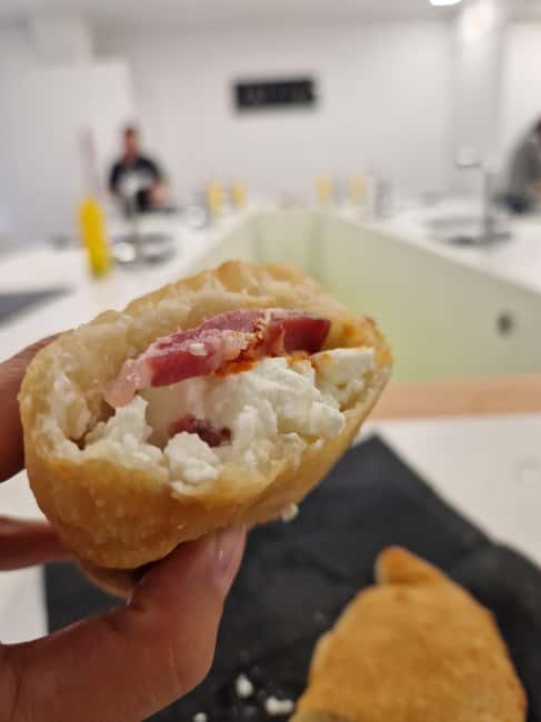 Homemade Neapolitan Pizza Experience - How This Experience Compares to Similar Tours