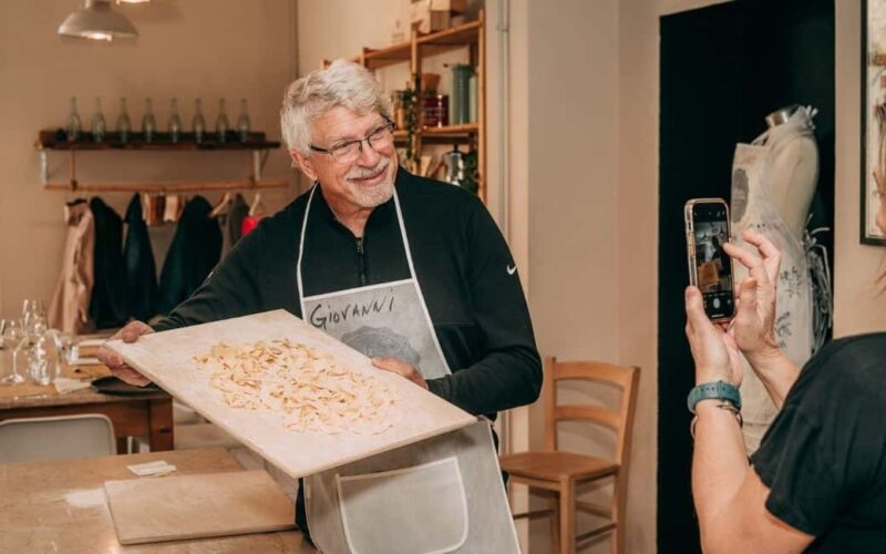 Homemade Pasta & Italian Dishes at Cooking School in Verona - The Role of the Chef and the Learning Environment