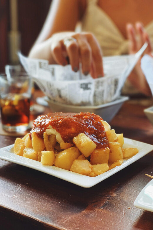 Homemade Tapas Brunch in Valencia with Local Hosts - Engaging with Local Hosts and Sharing Stories