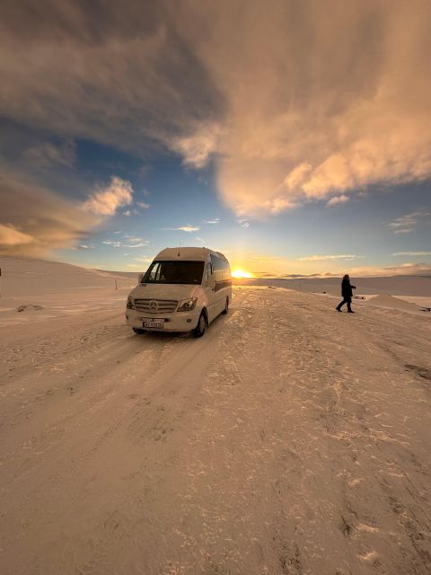 Honningsvåg: North Cape Winter Excursion with Entry Ticket - Logistics: Group Size, Duration, and Comfort