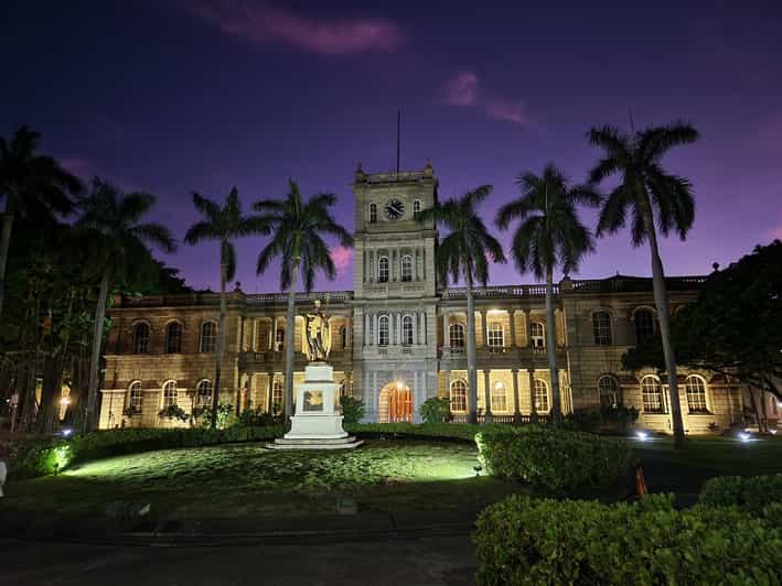 Honolulu: Downtown Ghostly Night Marchers Walking Tour - Starting Point at the Kamehameha Statue in Downtown Honolulu
