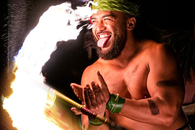 Honolulu: Ka Moana Lau at Aloha Tower  Oceanfront Luau Show - Highlights of Honolulus Ka Moana Lau at Aloha Tower Oceanfront Luau Show