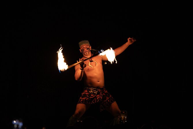 Honolulu: Ka Moana Lau at Aloha Tower  Oceanfront Luau Show - Tasting the Hawaiian Buffet: What’s on Offer