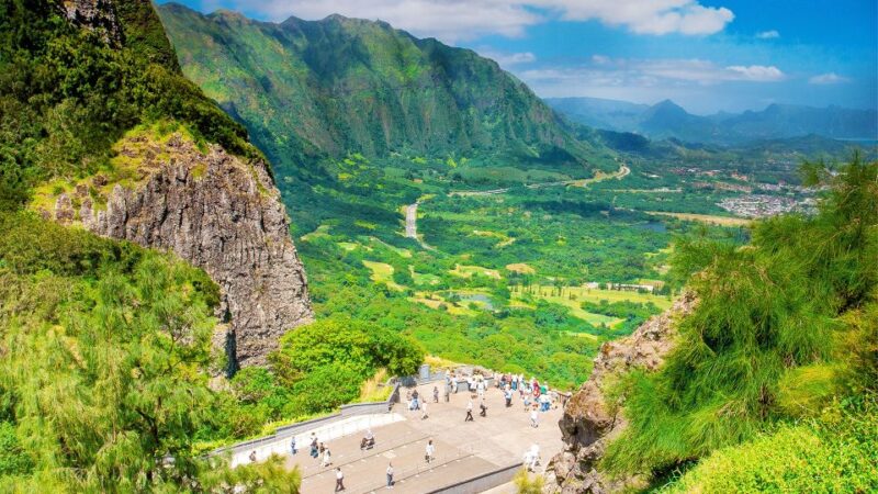 Honolulu: Oahu Sights and Bites Island Tour - Balancing Sightseeing and Food Sampling Effectively