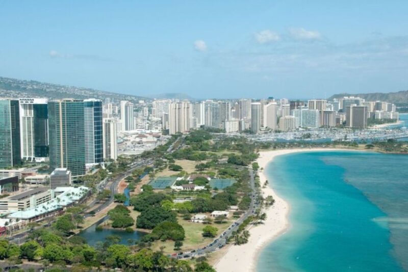 Honolulu: Private custom tour with a local guide - Key Points