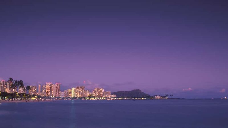 Honolulu: Sunset Cruise with Mai Tai and Snacks - Key Points