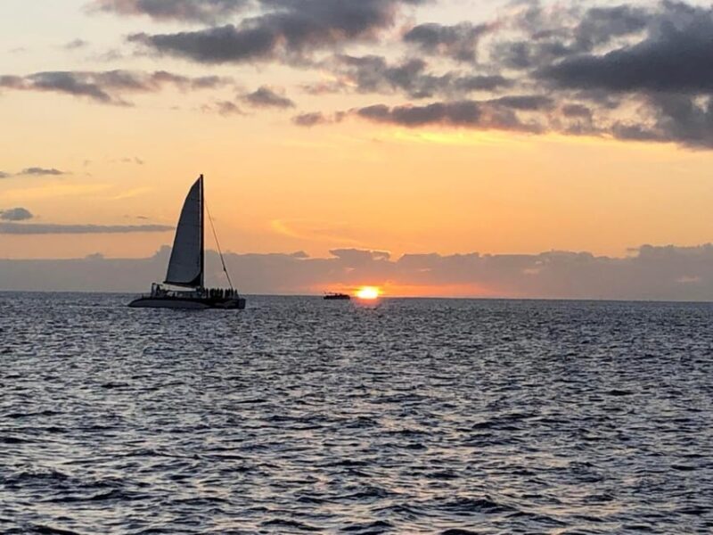 Honolulu Sunset Sail - Practical Details: Meeting Point and Accessibility