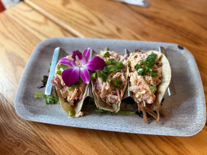 Honolulu: Waikiki Food Tour with Local Guide - Fresh Poke Bowls: A Hawaiian Seafood Staple