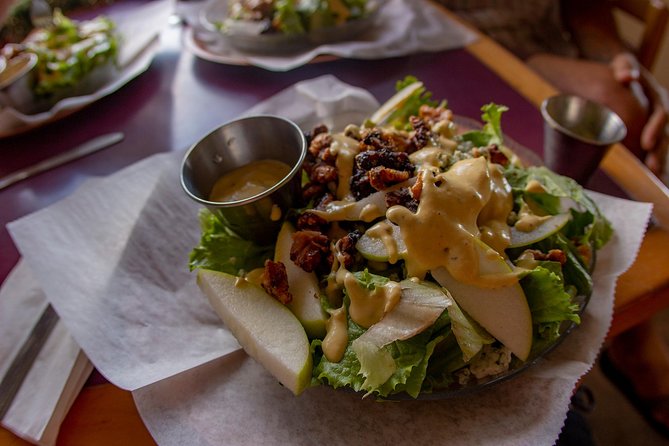 Honolulu's Walking Food Tour - The Pacing and Group Size Make It Comfortable and Intimate