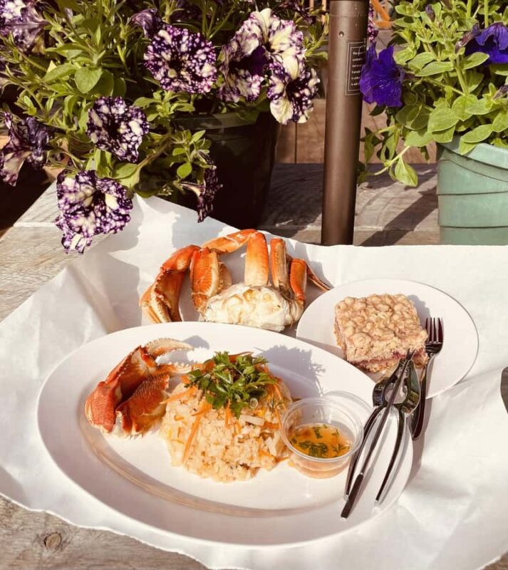 Hoonah: Icy Strait Village Tour and Crab Feast - Accessibility and Tour Timing