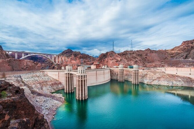 Hoover Dam and Red Rock Canyon Combo Small Group Tour From Vegas - Discovering Red Rock Canyon’s Stunning Landscapes