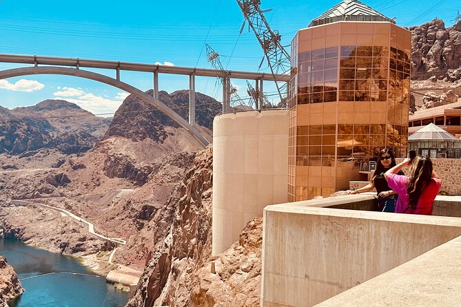 Hoover Dam Small Group Express Tour from Las Vegas - Lake Mead National Recreation Area Overlook