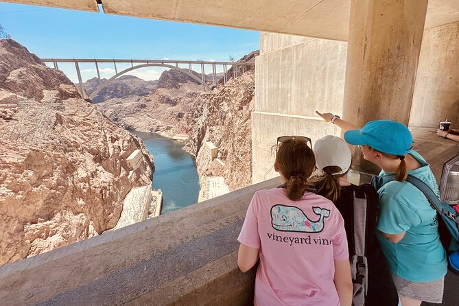 Hoover Dam Small Group Express Tour from Las Vegas - The Experience Guides and Their Role