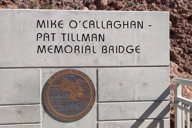 Hoover Dam VIP Inside Tour from Las Vegas, WiFi - The Logistics: Transportation, Group Size, and Accessibility