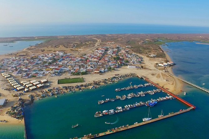 Hop On Hop Off 3 Islands: Deserta, Farol and Culatra - Practicalities: Booking, Group Size, and Amenities