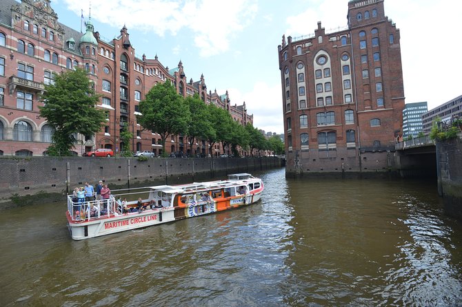 Hop-on hop-off on the water with the Maritime Circle Line in Hamburg - Who Will Enjoy the Maritime Circle Line Tour?