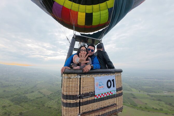 Hot air balloon flight in Teotihuacán + Breakfast in a Cave - Breakfast in a Natural Cave in San Juan Teotihuacán