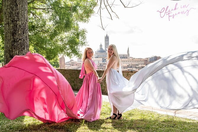 Hot Air Balloon Flight Over Tuscany from Siena - The Experience of the Crew and Guides