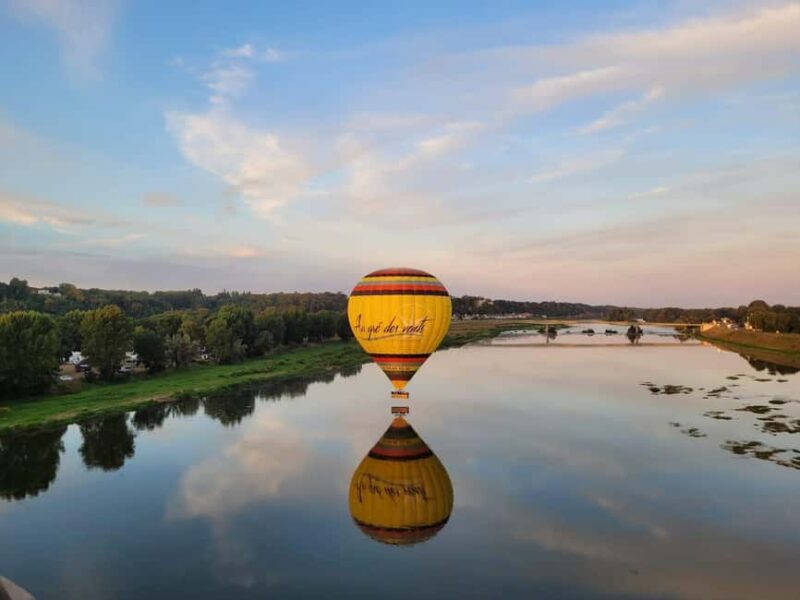 Hot air balloon flight:Chambord, Chenonceau,Cheverny,Blois - Post-Flight Celebrations and Certification