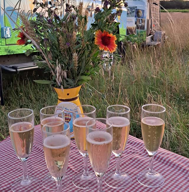 Hot air balloon flight:Chambord, Chenonceau,Cheverny,Blois - Practical Details: Meeting Point, Transport, and Accessibility