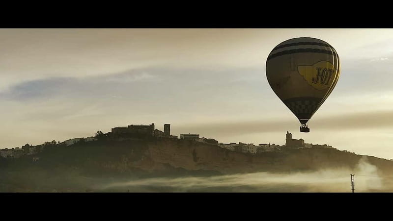 Hot air balloon ride in Arcos de la Frontera (Cádiz) - Soar Above Arcos de la Frontera in a Hot Air Balloon Near Cádiz