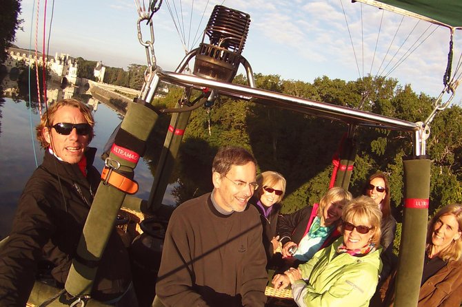 Hot-Air Balloon Ride over the Loire Valley, from Amboise or Chenonceau - The Flight Experience and Pilot Expertise