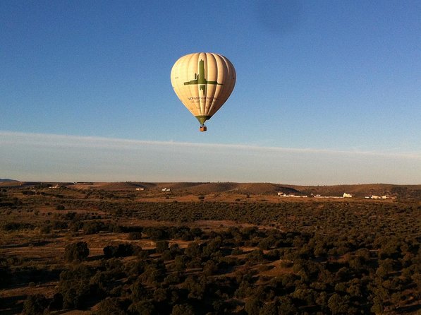 Hot-Air Balloon Ride over Toledo with Optional Transport from Madrid - Group Size, Safety, and Passenger Experience