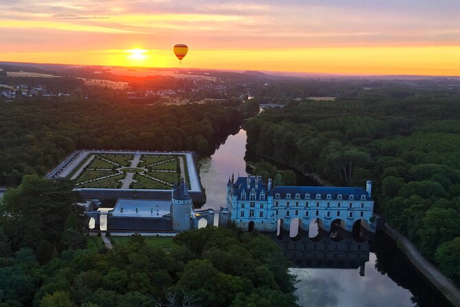 Hot air ballooning: Chambord, Blois, Chenonceau, Cheverny or Chaumont - Flying Over Castles and Vineyards in the Loire Valley