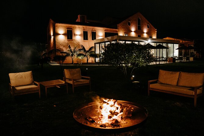 Hot Water Pool Bath Inside Pineapple Plantation & Dinner - Accessibility and Practical Tips