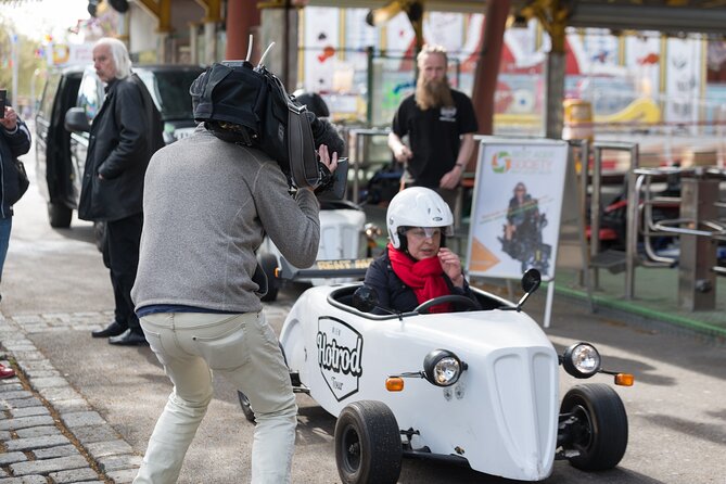 Hotrod Vienna Daylight Tour The most famous & fastest Tour Vienna - Mid-Tour Safety and Fun