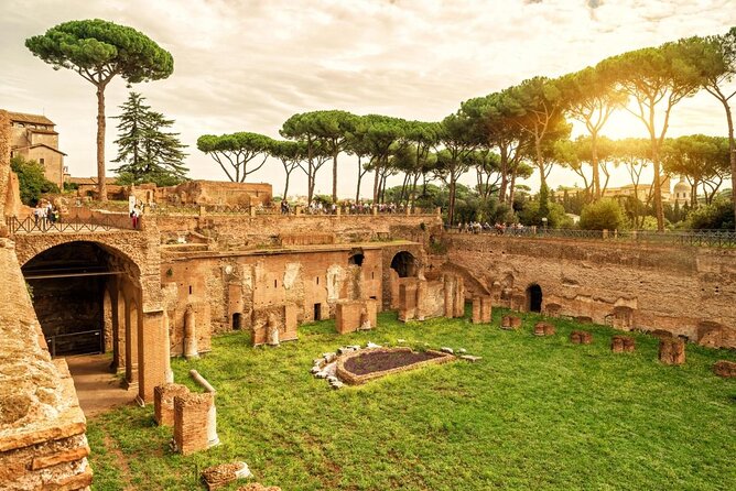 House of Augustus, Palatine Museum and Palatine Hill w PhD Archaeologist - Discover the Secrets of Rome’s Most Famous Hill with a Private Archaeologist Tour