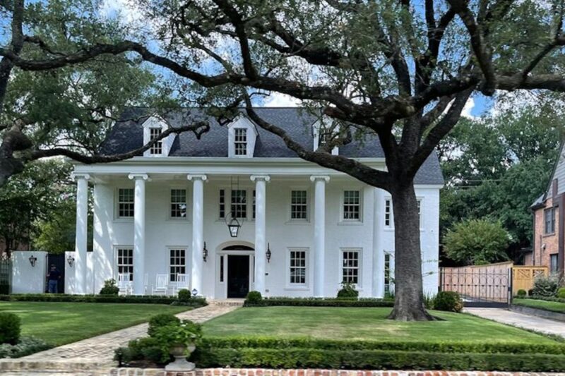 Houston: Astroville Executive Private Houston City Tour - Discover Houston’s Affluent Neighborhoods