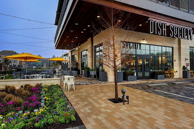 Houston Heights eBike VIP Private Foodie Tour - Final Stop: Southern Comfort at The Homestead