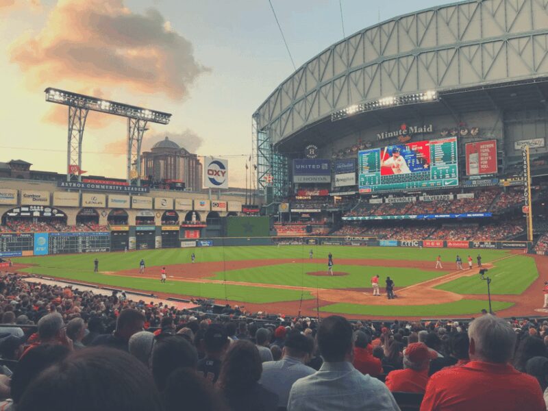 Houston: Houston Astros Baseball Game at Minute Maid Park - Experience Major League Baseball at Minute Maid Park in Houston