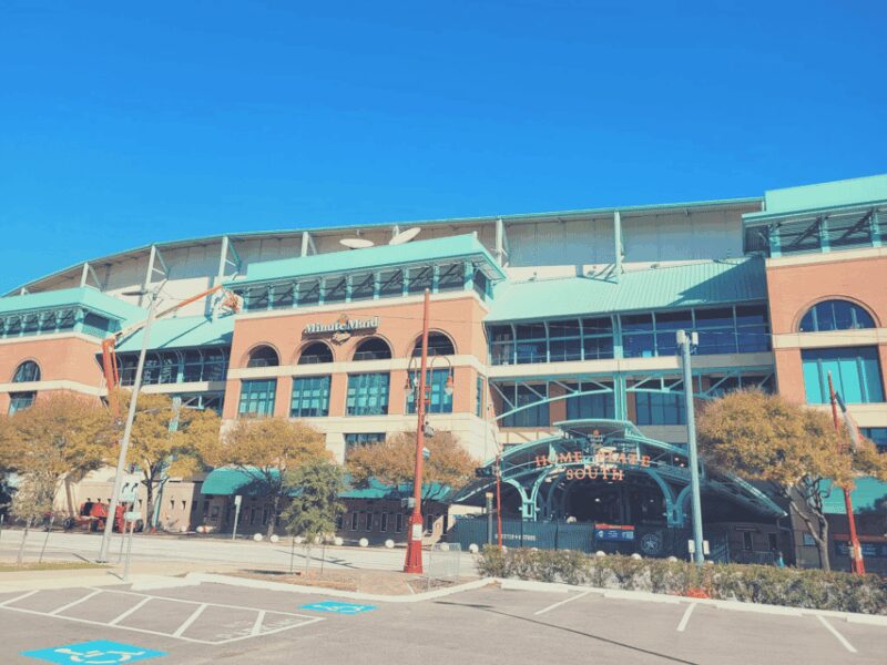 Houston: Houston Astros Baseball Game at Minute Maid Park - Who Should Consider This Tour