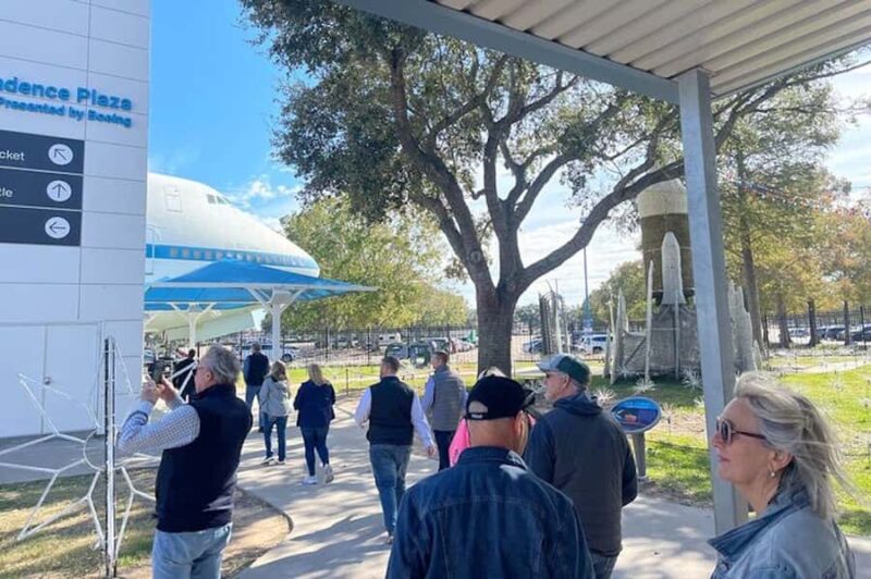 Houston: NASA Space Center Ticket & Round-Trip Transport - Overall Value and Suitability